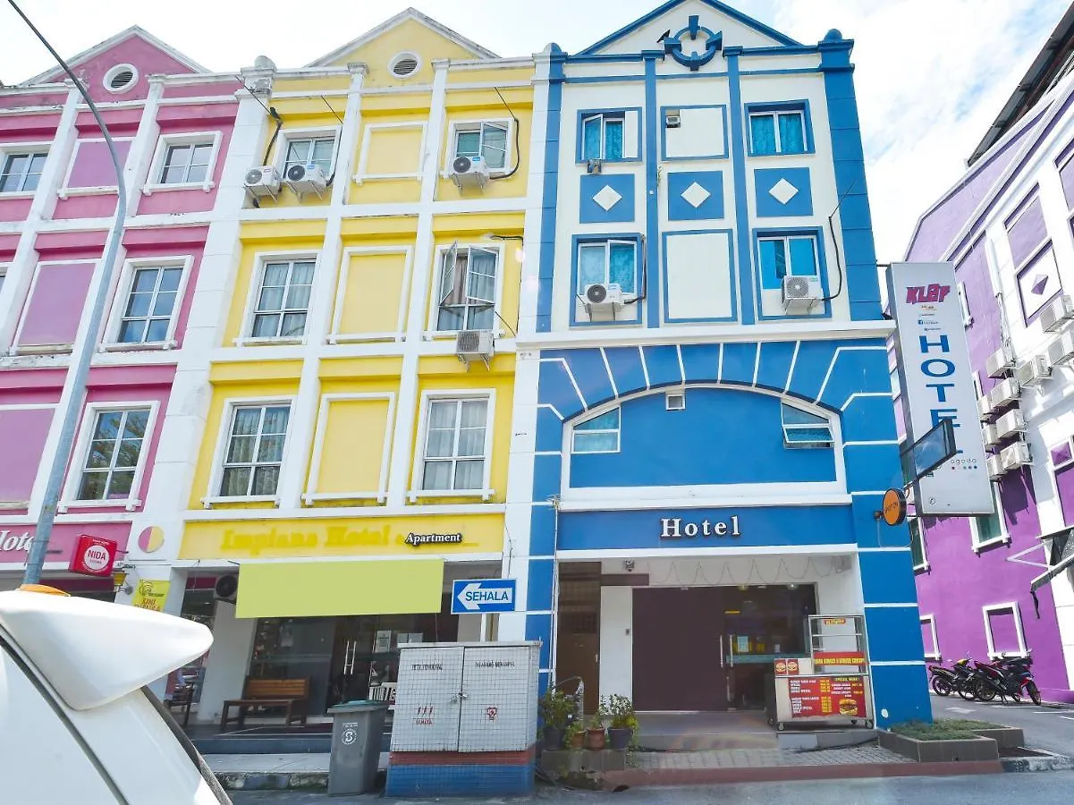 Spot On 90477 Hotel Kl2Fighter Malacca